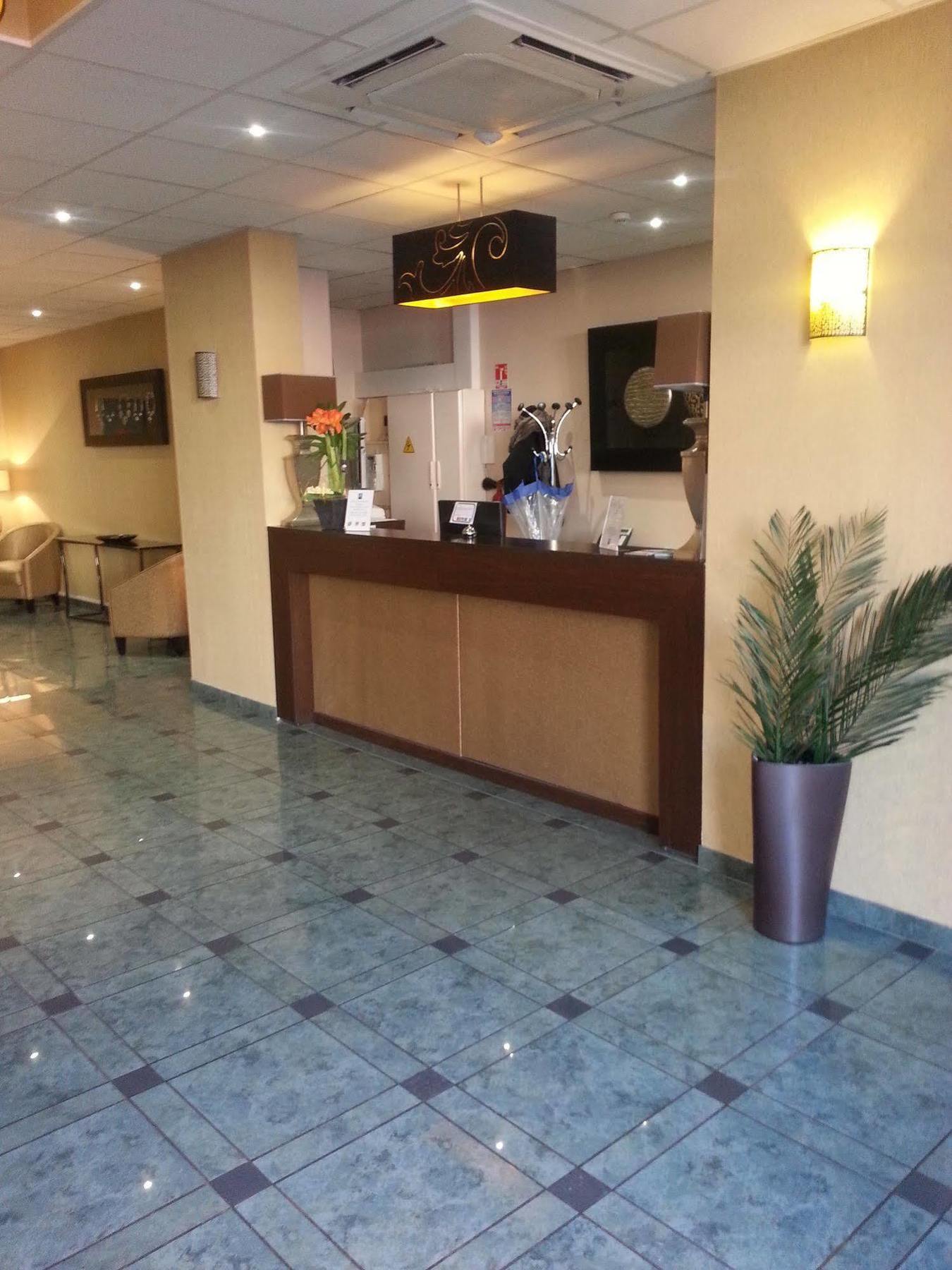 Hotel De France Montargis Buitenkant foto